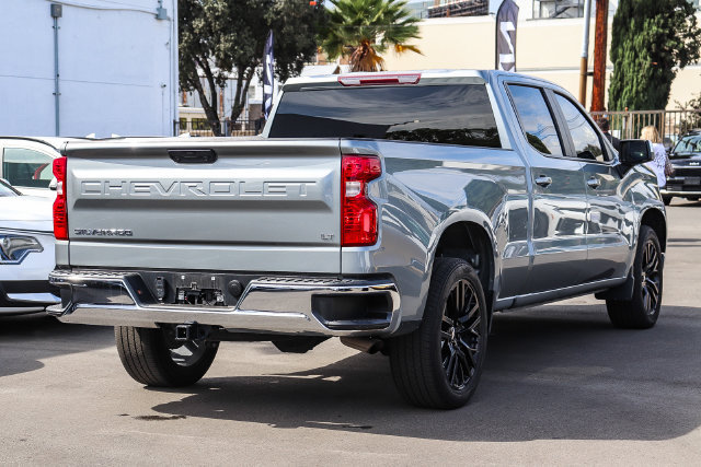 Used 2023 Chevrolet Silverado 1500 LT RWD image 9