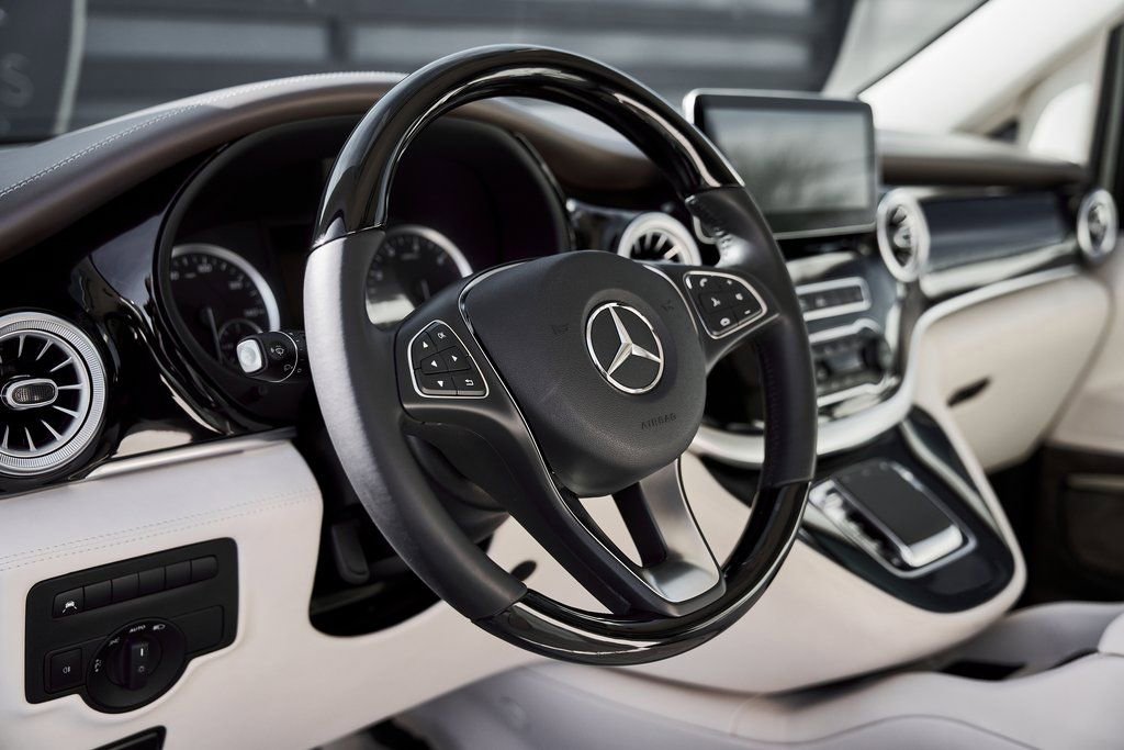 Used 2021 Mercedes-Benz Metris Passenger w/ Premium Safety Package image 43