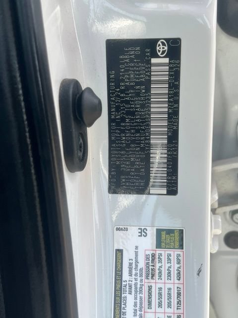 Used 2025 Toyota Corolla LE FWD image 38