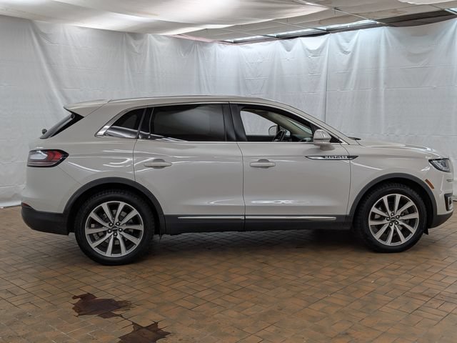 Used 2019 Lincoln Nautilus Select AWD/4WD image 8