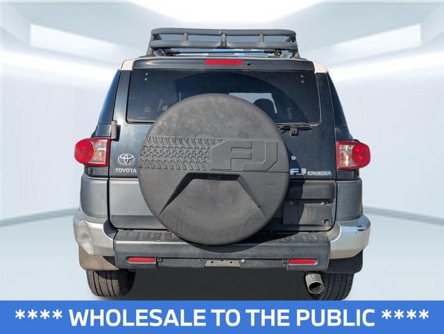 Used 2010 Toyota FJ Cruiser 2WD image 2