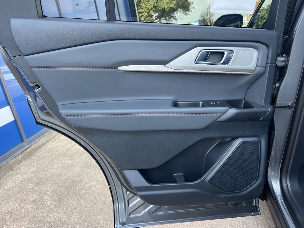 New 2026 Ford Explorer Active w/ Active Comfort Package image 11