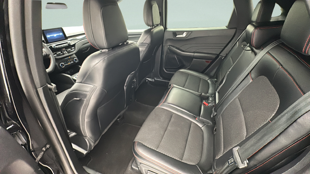 Used 2025 Ford Escape ST-Line AWD/4WD image 9
