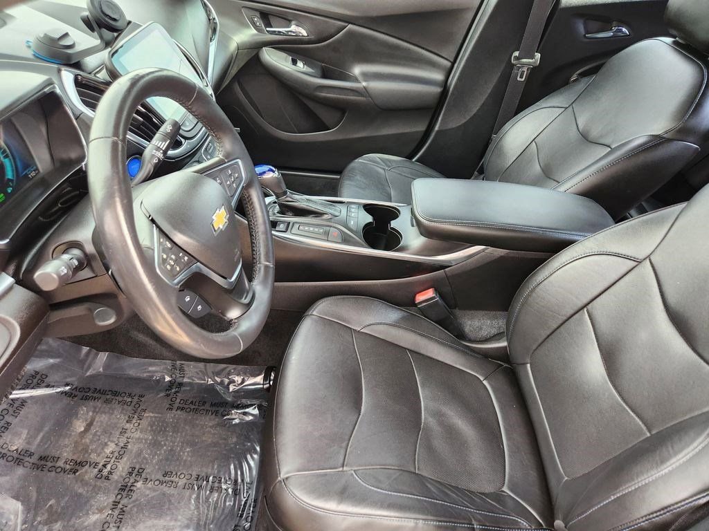 Used 2018 Chevrolet Volt Premier w/ Driver Confidence Package image 3