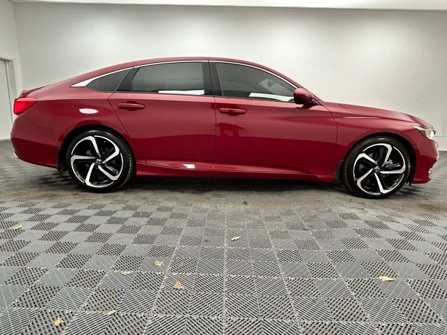 Used 2018 Honda Accord Sport image 9