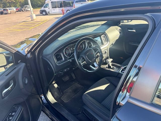 Used 2018 Dodge Charger GT AWD/4WD image 11