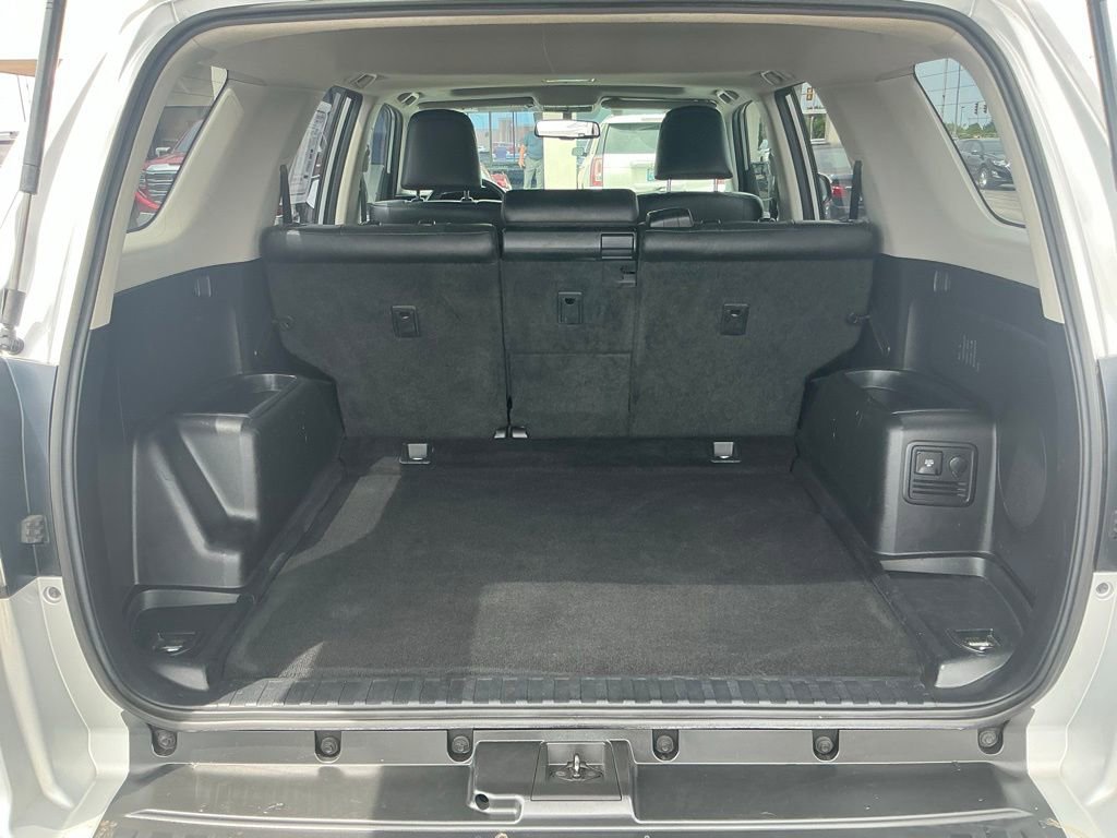 Used 2014 Toyota 4Runner Limited AWD/4WD image 19