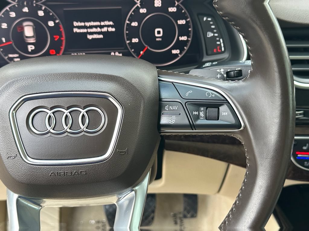 Used 2019 Audi Q7 3.0T Premium Plus w/ Premium Plus Package AWD/4WD image 17