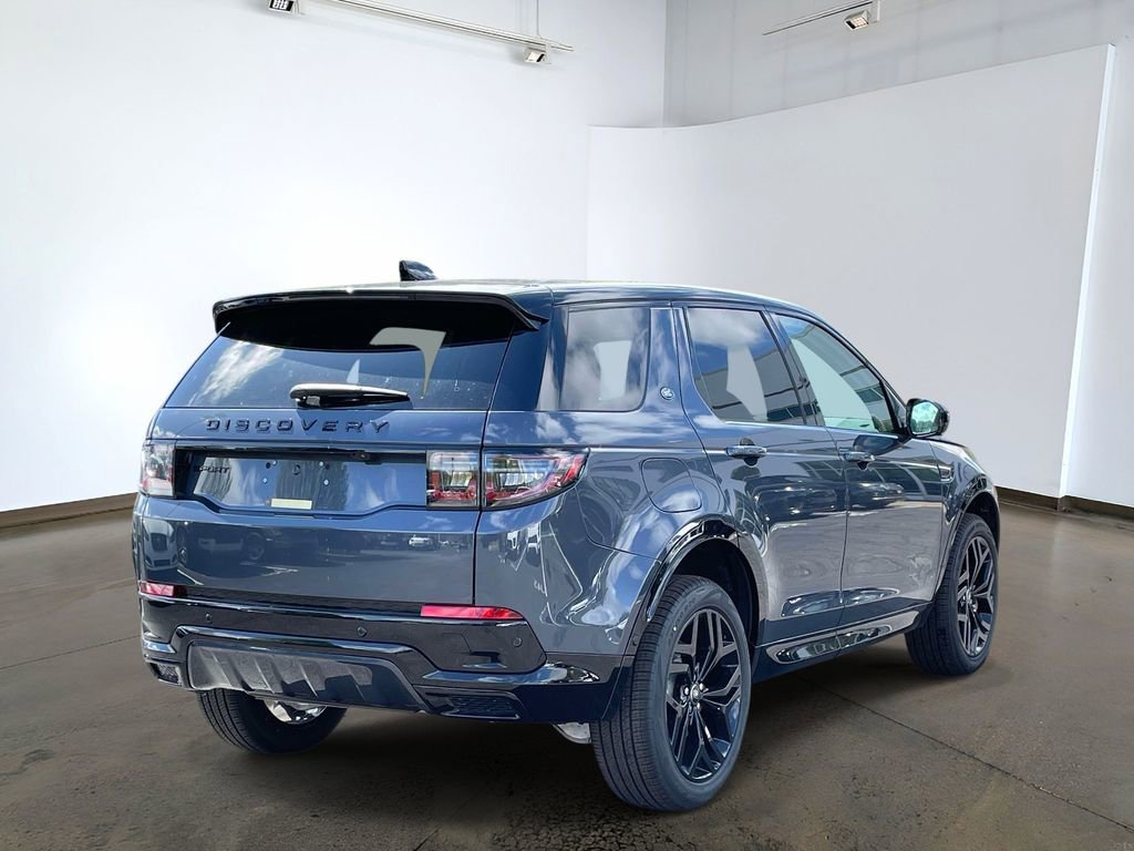 New 2026 Land Rover Discovery Sport Landmark image 4