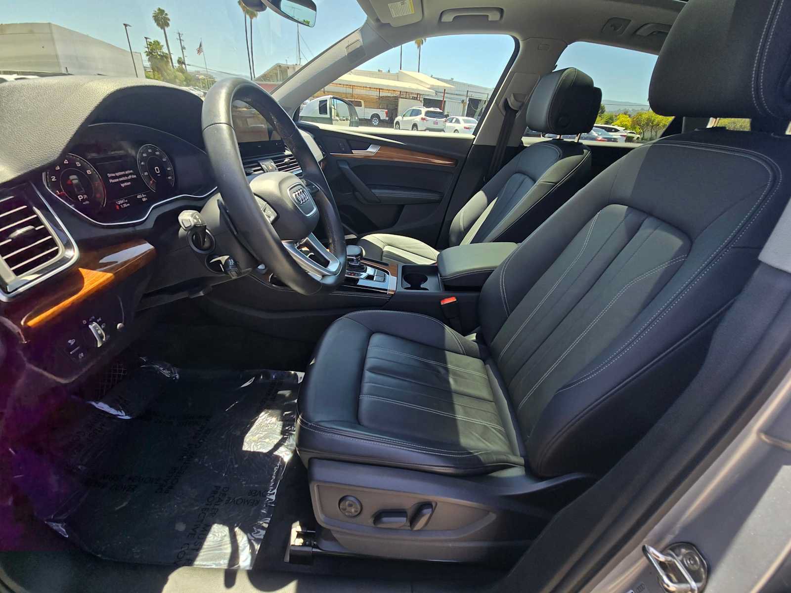 Used 2023 Audi Q5 2.0T Premium Plus w/ Premium Plus Package AWD/4WD image 23