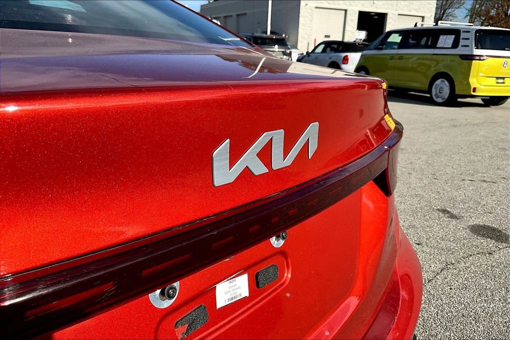 Used 2024 Kia Forte LXS image 6