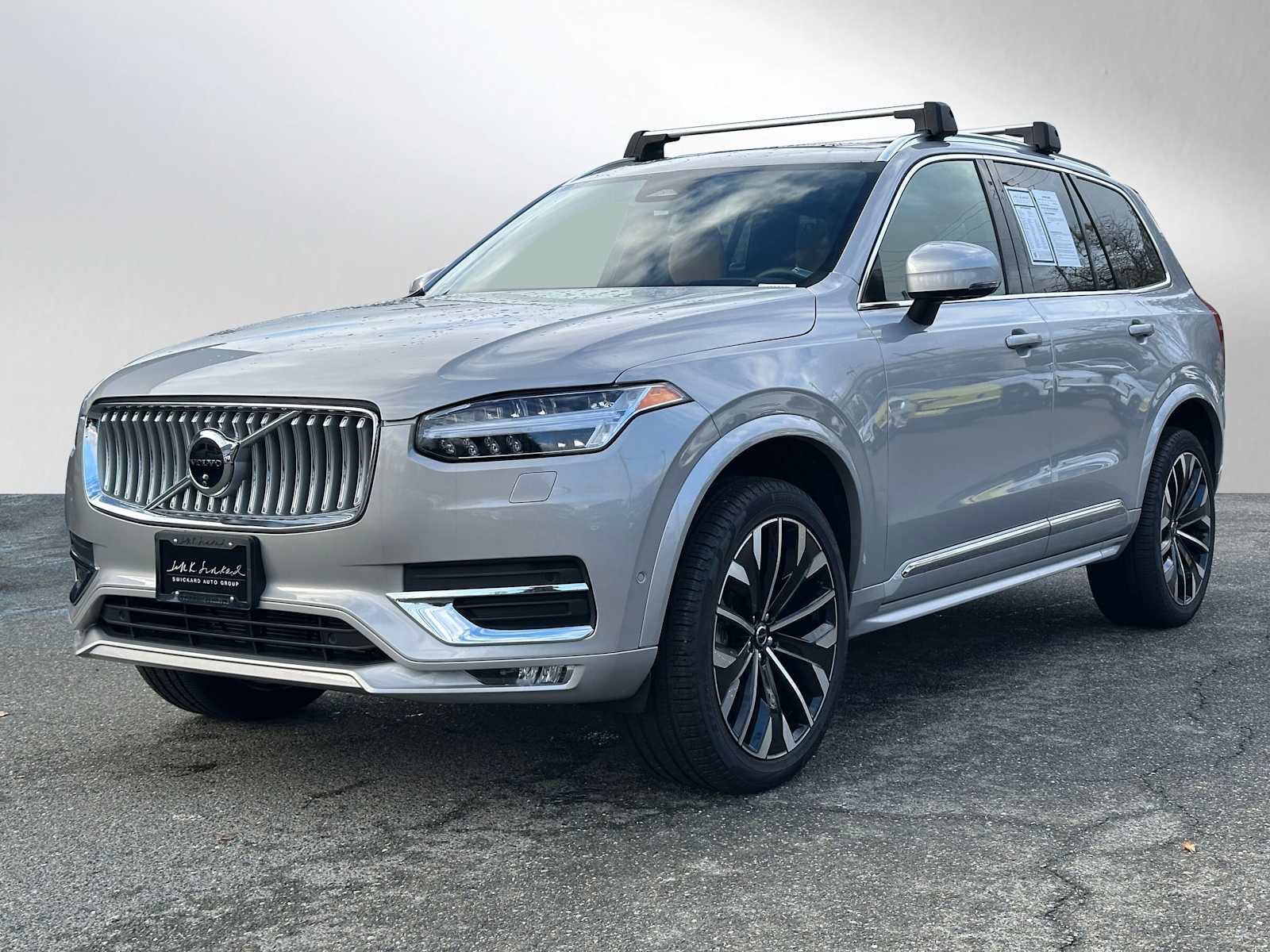 Used 2025 Volvo XC90 B6 Ultra w/ Lounge Package image 7