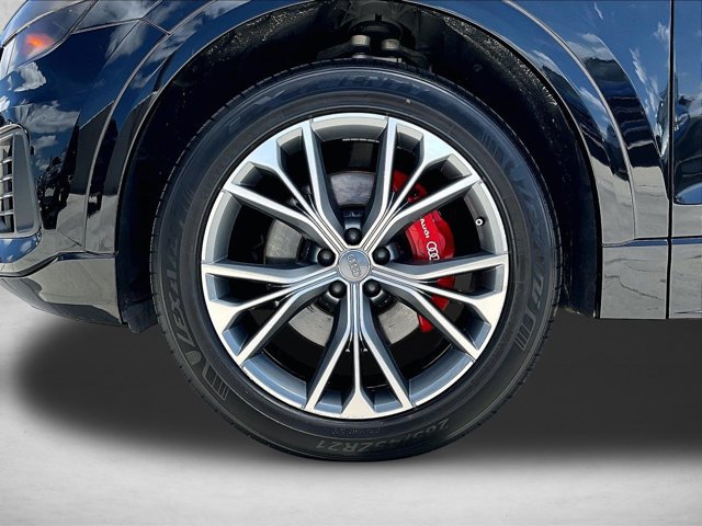 Used 2020 Audi Q8 Premium w/ Black Optic Package AWD/4WD image 10