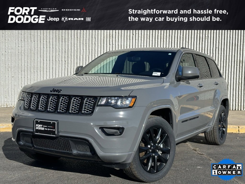 Used 2022 Jeep Grand Cherokee Laredo X image 1