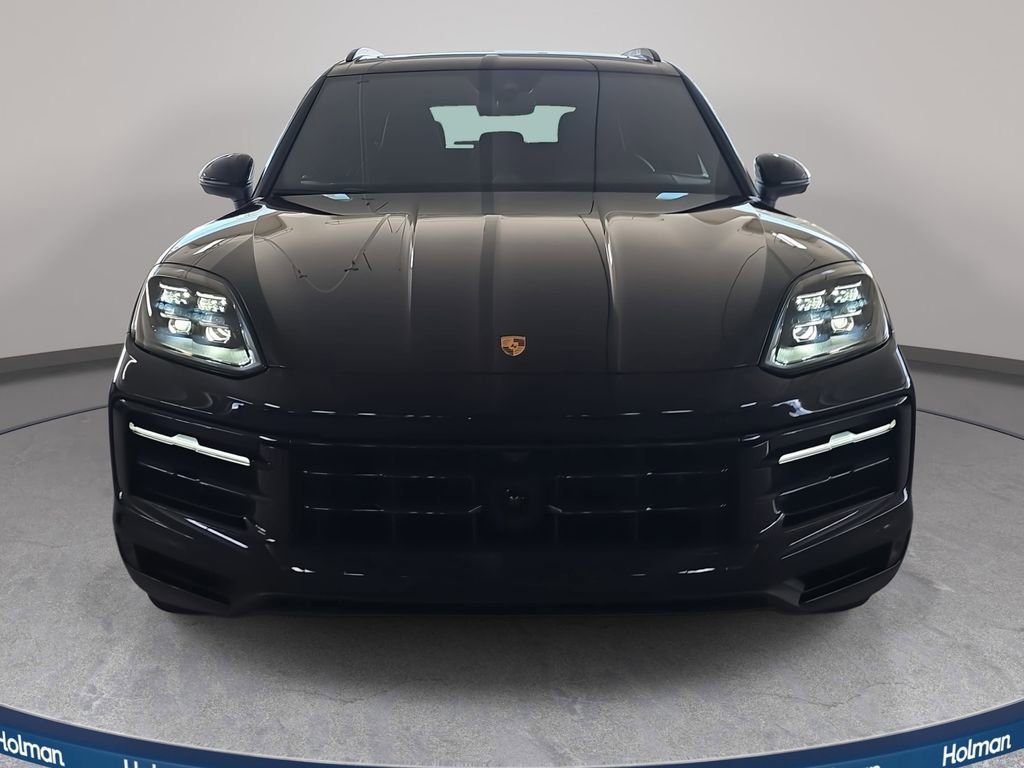 Used 2024 Porsche Cayenne S image 3