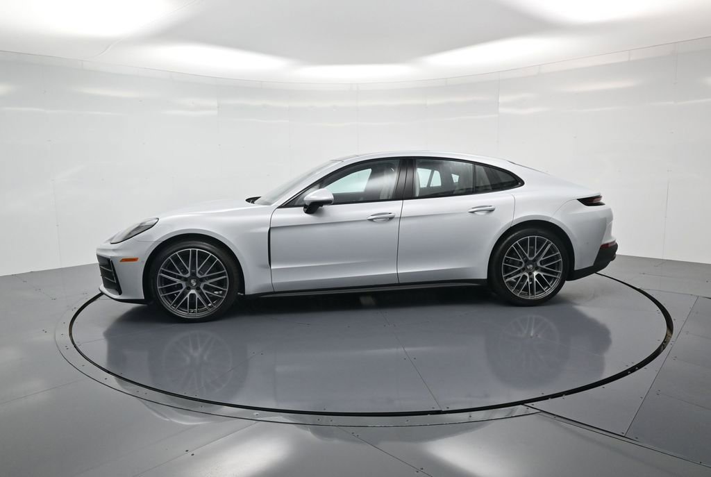 New 2026 Porsche Panamera 4 image 2