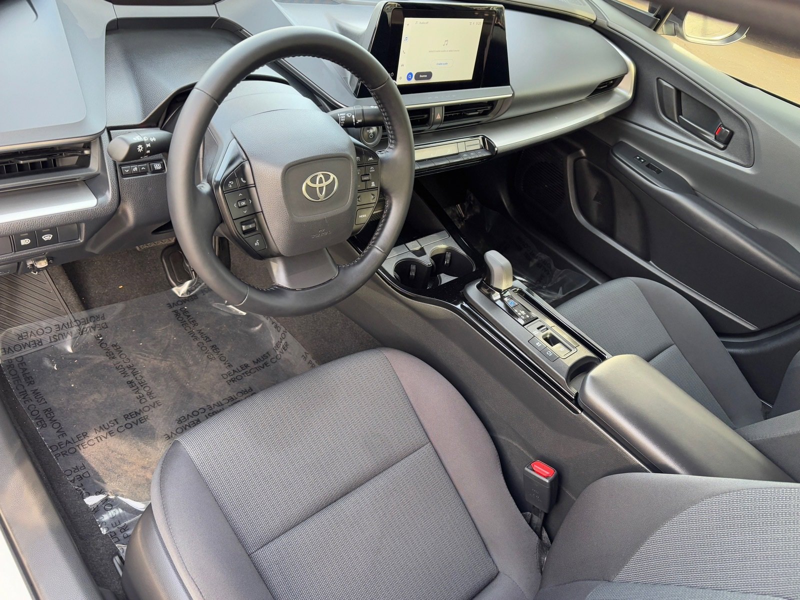 Used 2024 Toyota Prius LE image 19
