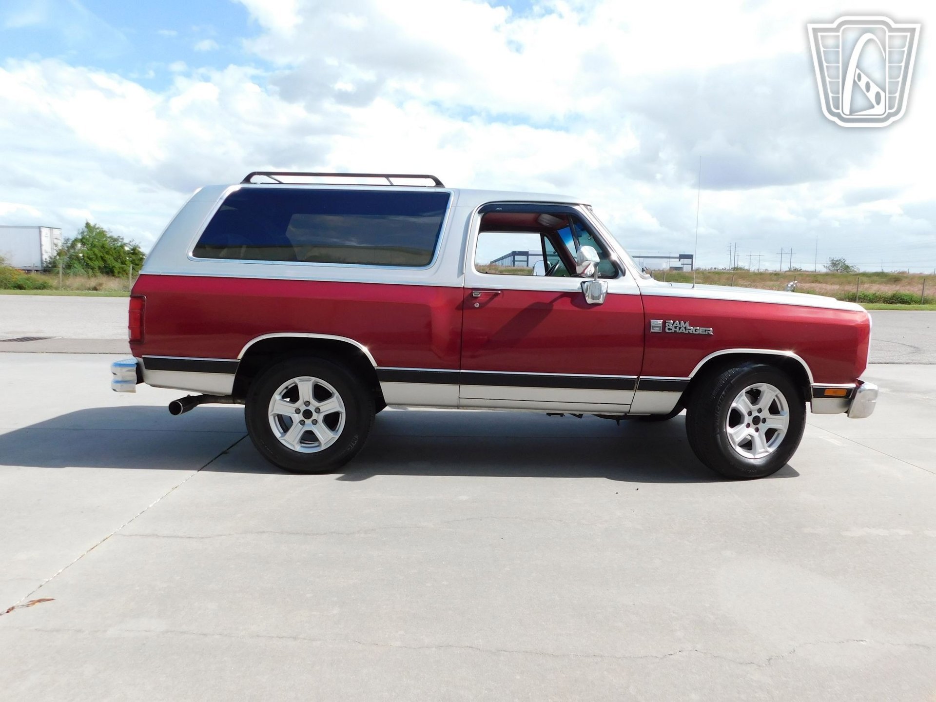 Used 1988 Dodge Ramcharger 2WD image 3