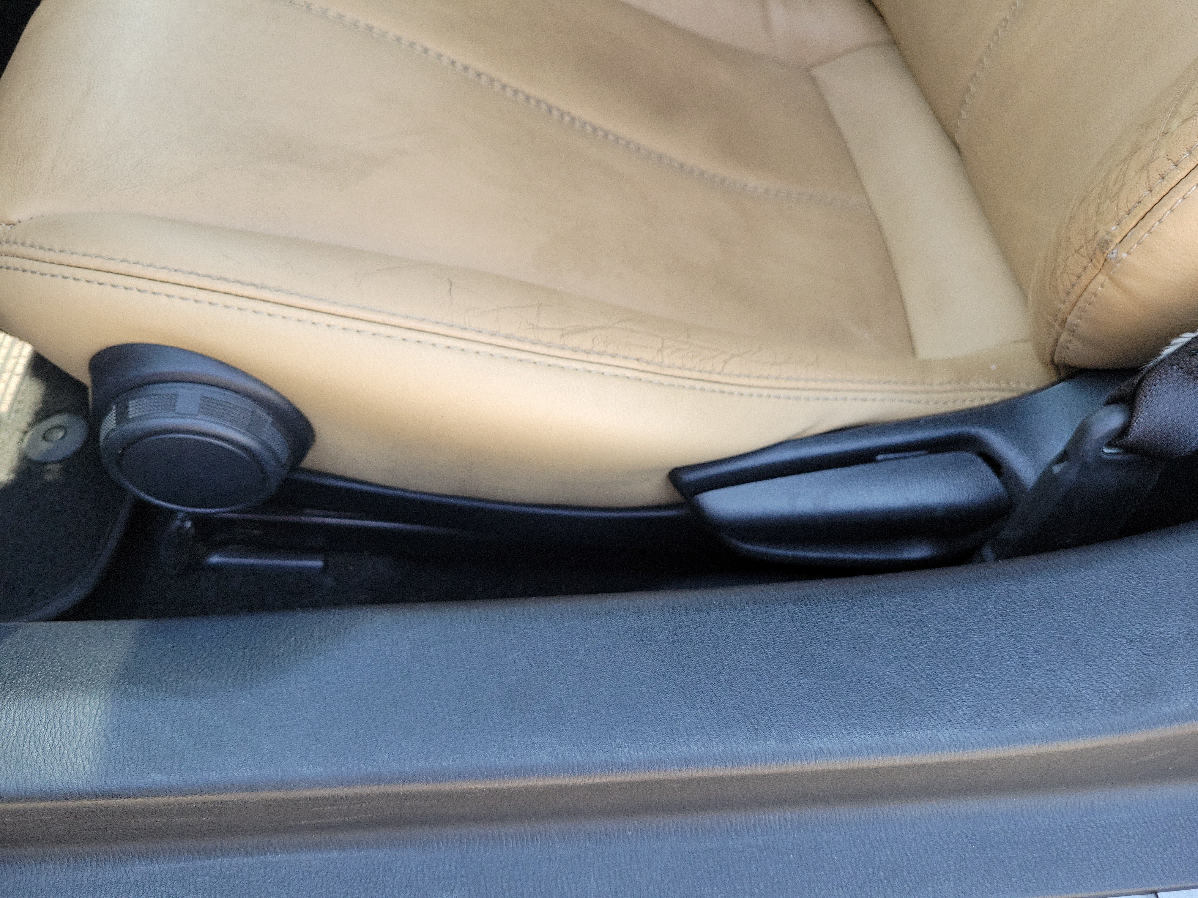 Used 2016 MAZDA MX-5 Miata Grand Touring RWD image 9