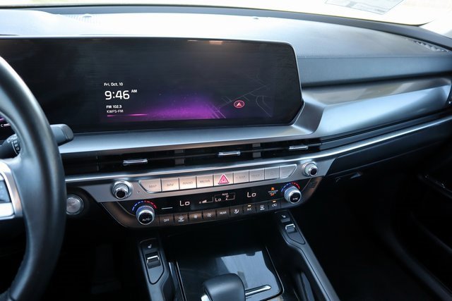 Used 2025 Kia Telluride S image 32