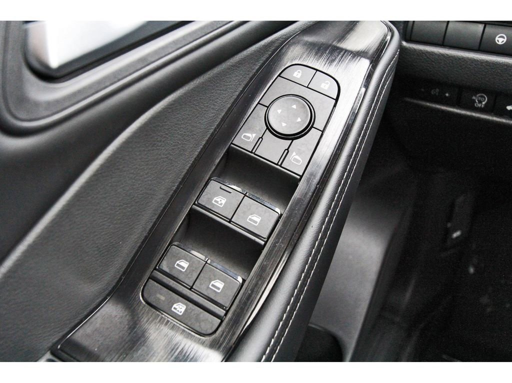 New 2026 Nissan Rogue SV w/ Cold Weather Package FWD image 15