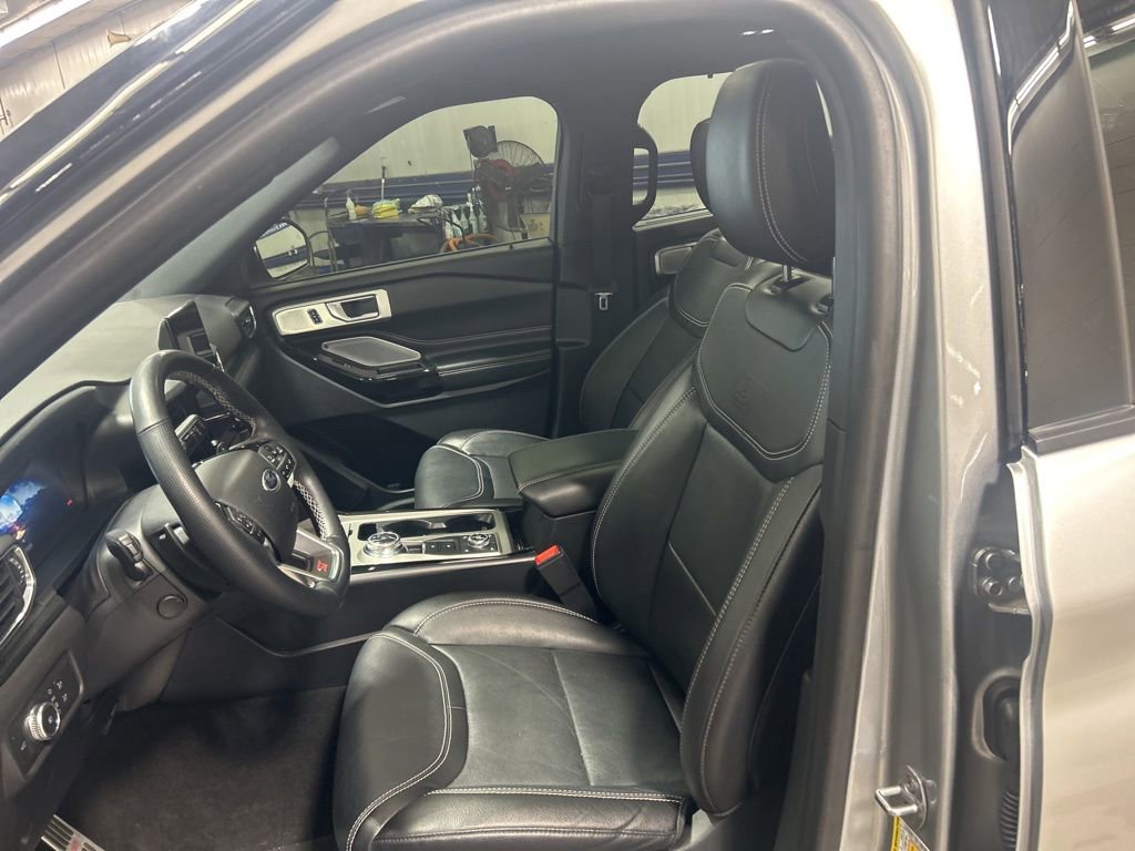 Used 2021 Ford Explorer ST w/ Equipment Group 401A AWD/4WD image 13