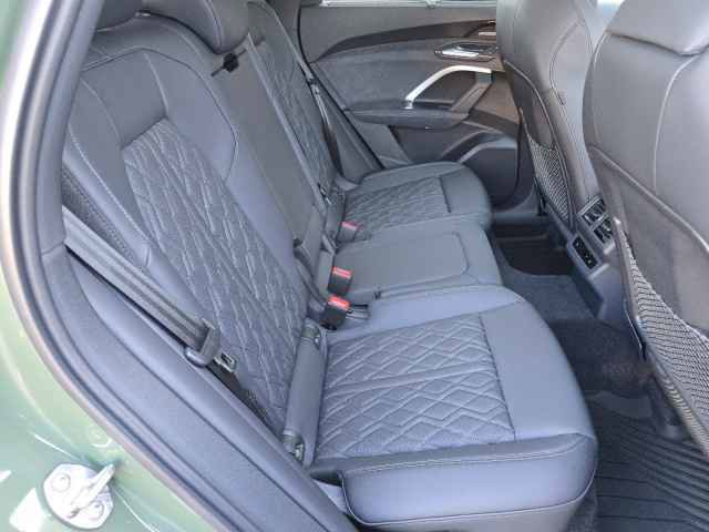 New 2025 Audi SQ5 Prestige image 35