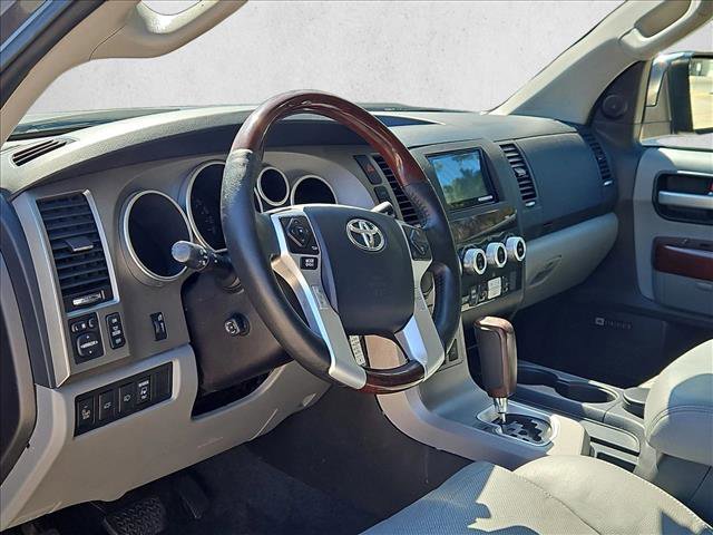 Used 2015 Toyota Sequoia Platinum image 10