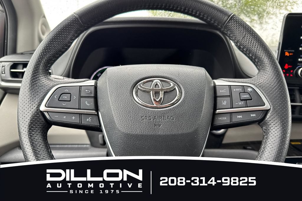 Used 2024 Toyota Sienna Limited AWD/4WD image 29