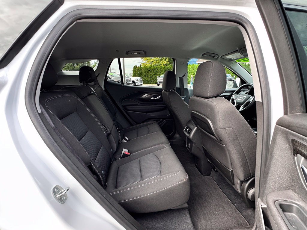 Certified 2022 GMC Terrain SLE w/ Driver Convenience Package AWD/4WD image 17
