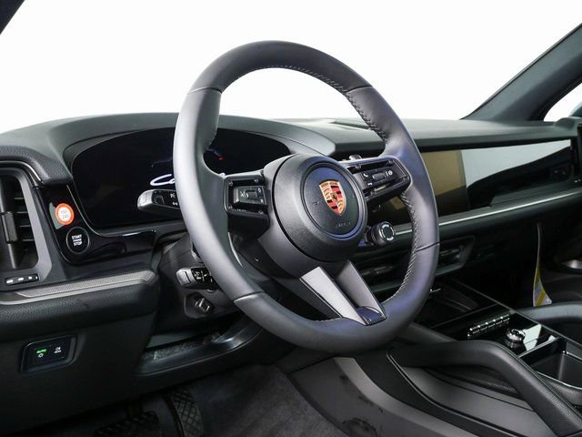New 2026 Porsche Cayenne AWD/4WD image 4