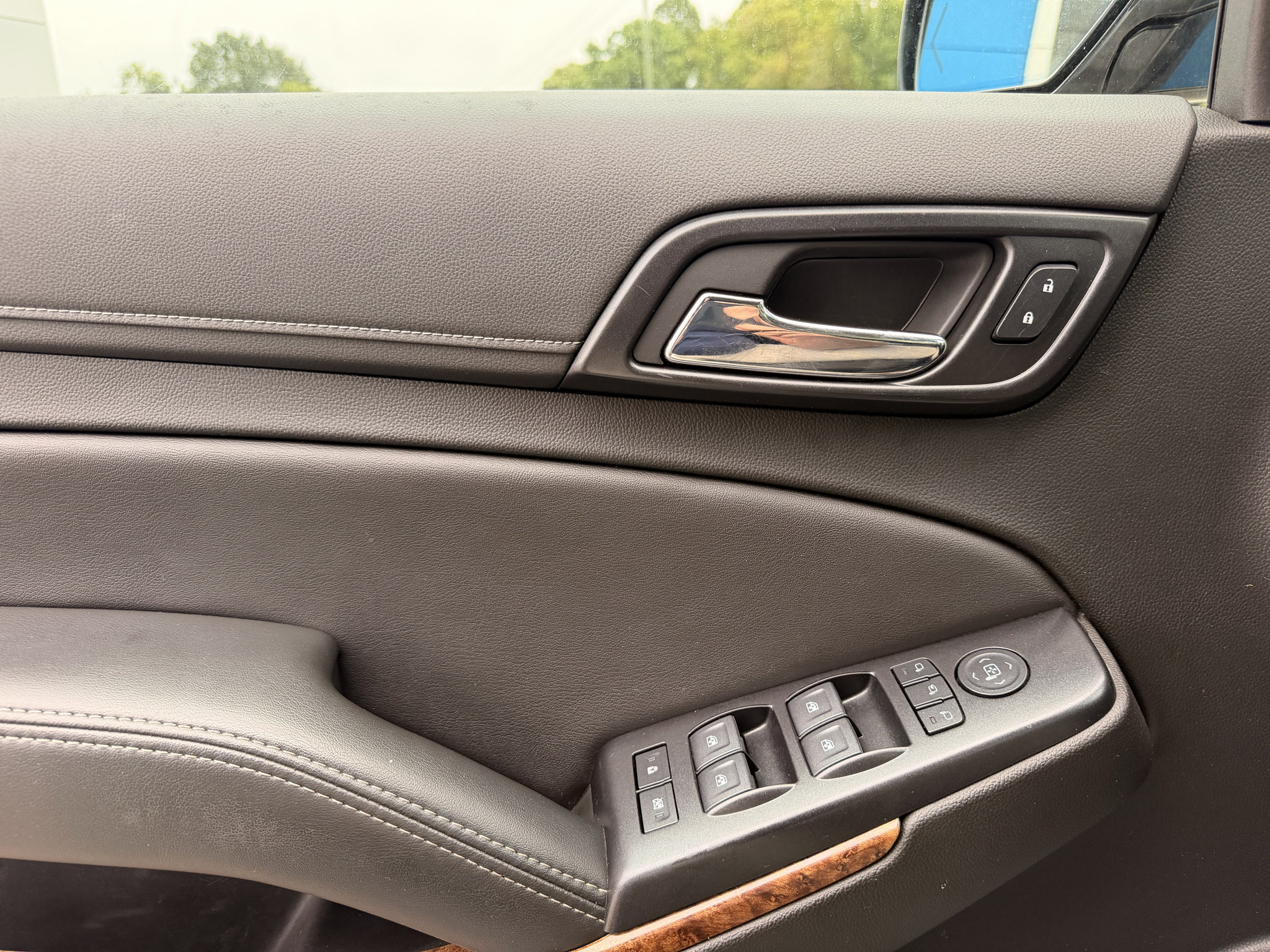 Used 2020 Chevrolet Tahoe Premier RWD image 7