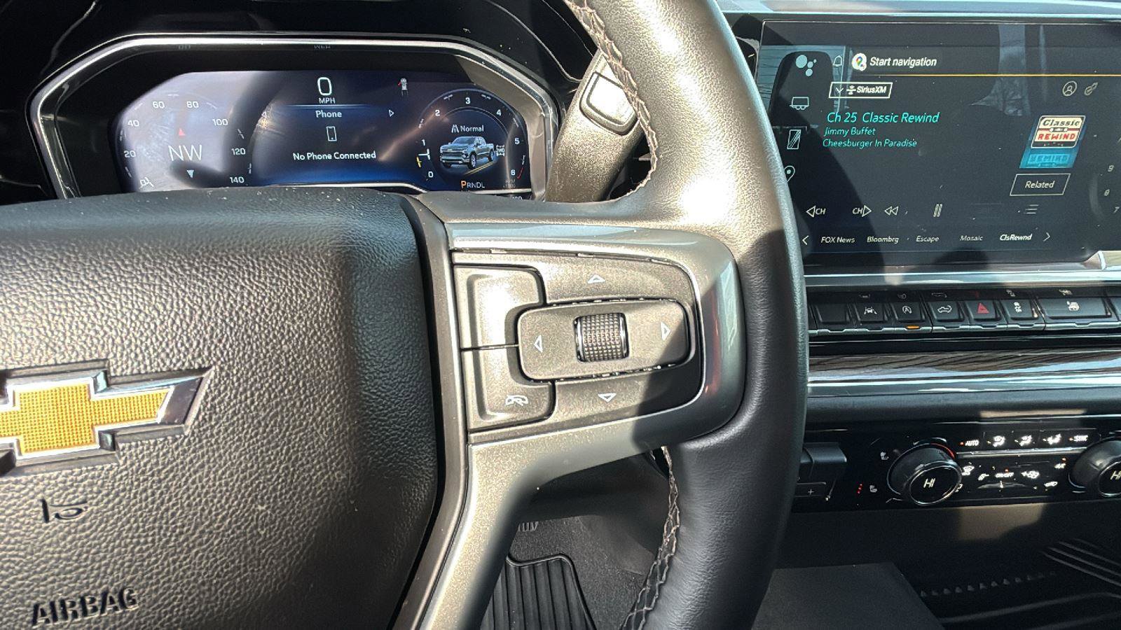 Used 2023 Chevrolet Silverado 1500 LT image 16