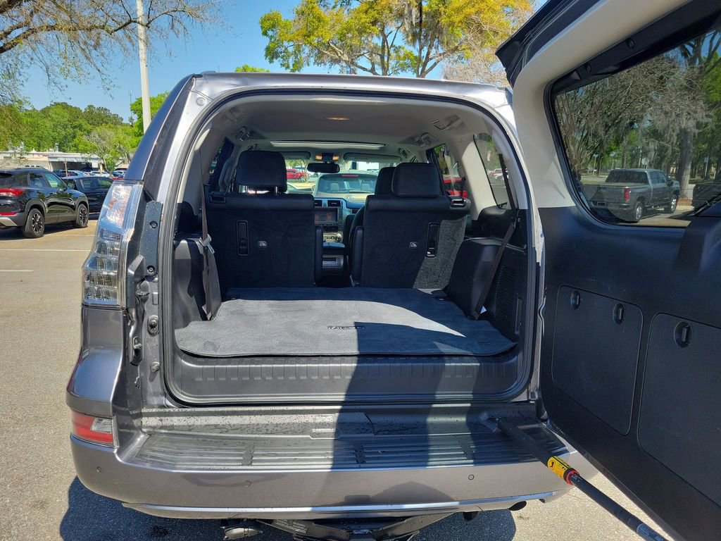 Used 2019 Lexus GX 460 Premium image 10