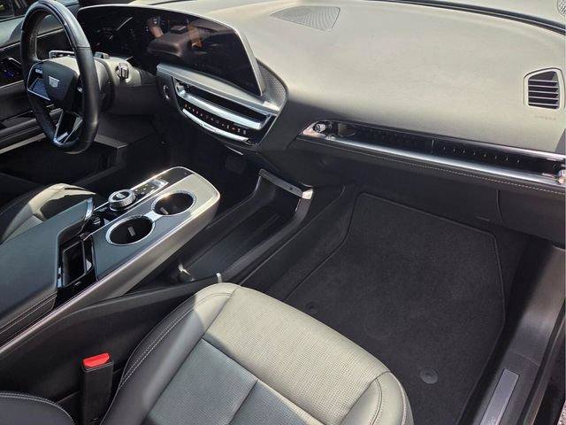 Certified 2024 Cadillac Lyriq Sport RWD image 24