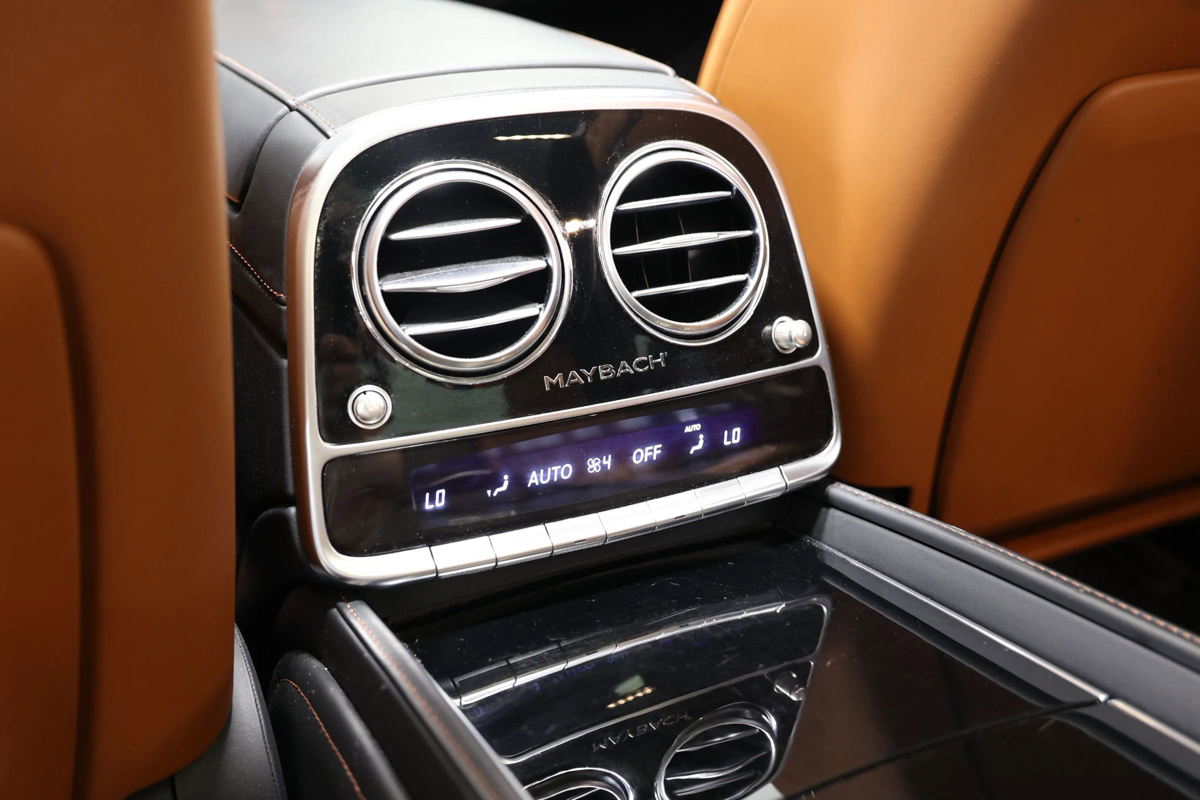 Used 2019 Mercedes-Benz Maybach S 560 4MATIC image 76