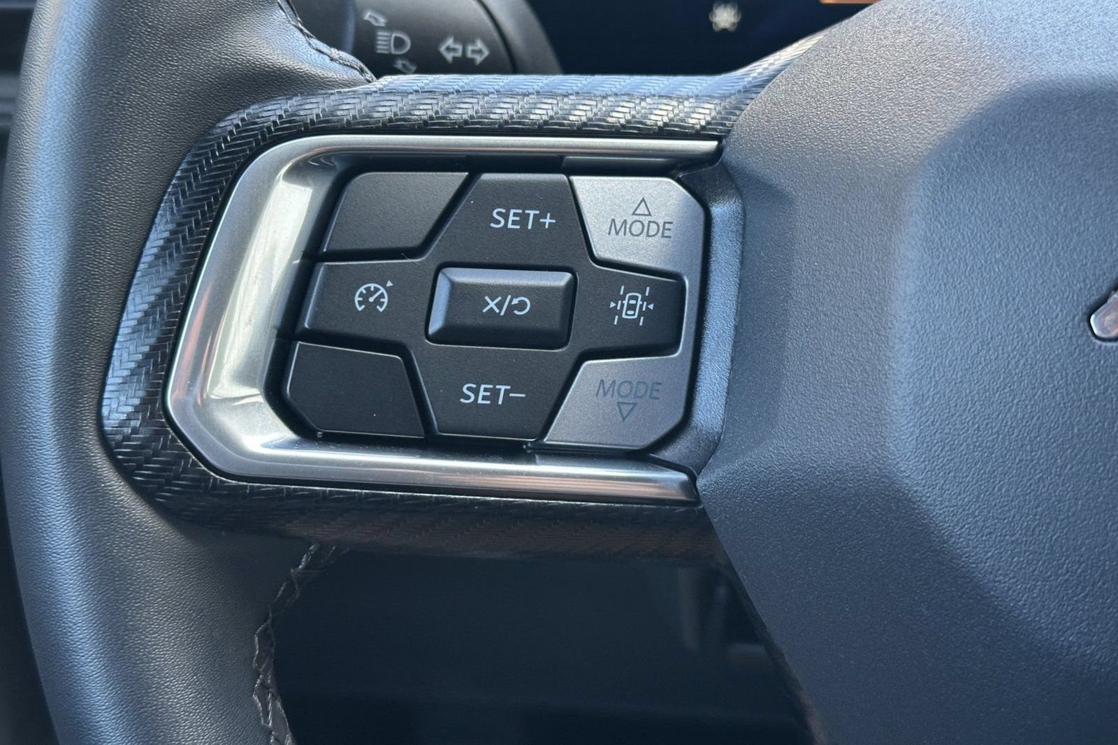 Used 2025 Ford Mustang Coupe RWD image 28