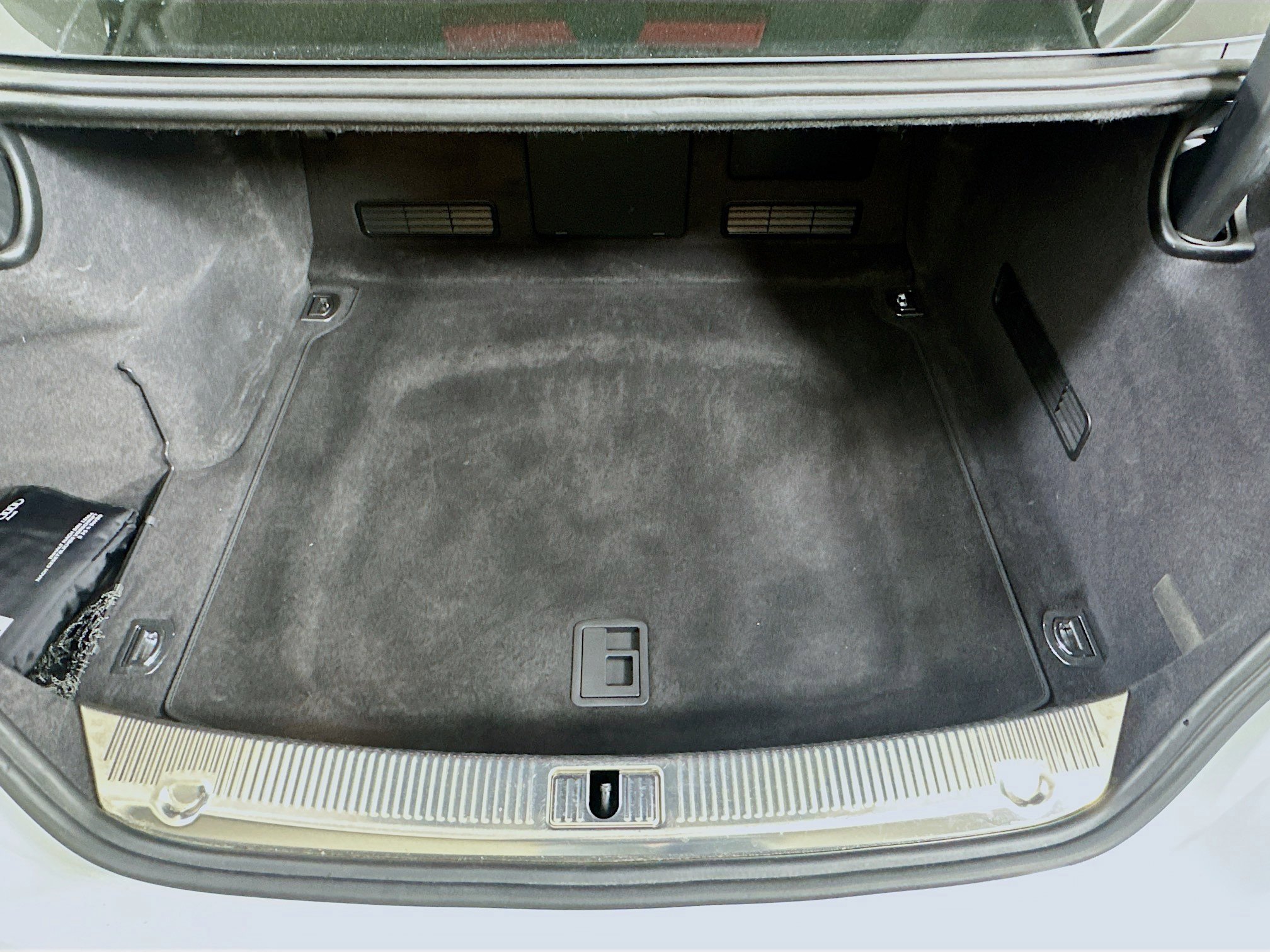 Used 2014 Audi A8 L TDI AWD/4WD image 35