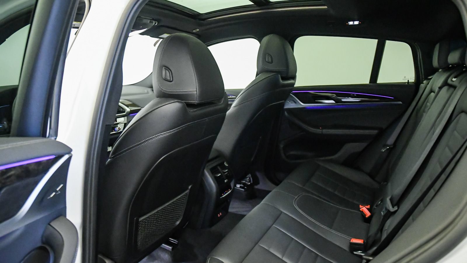 Used 2020 BMW X4 xDrive30i w/ M Sport Package 2 AWD/4WD image 19