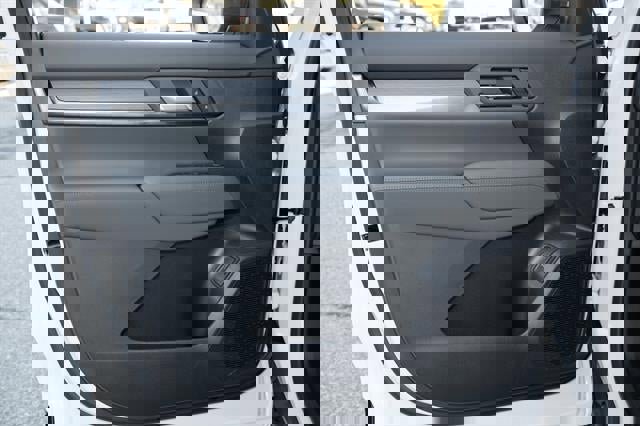 New 2026 GMC Terrain AT4 image 33