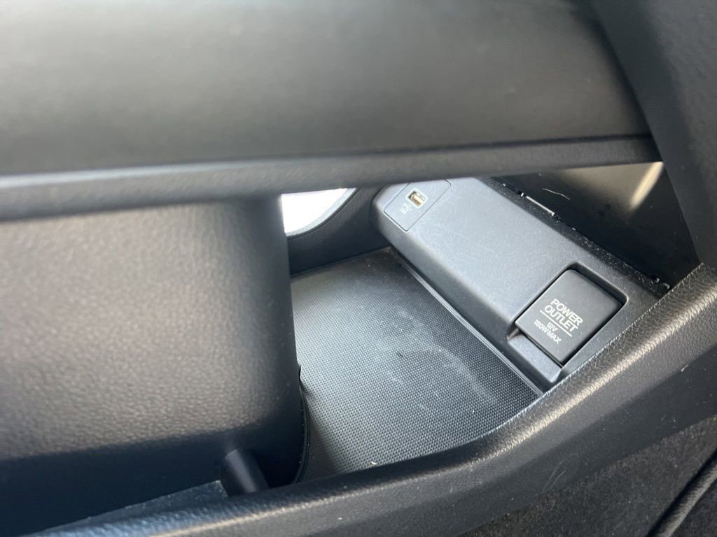 Used 2019 Honda HR-V LX image 35