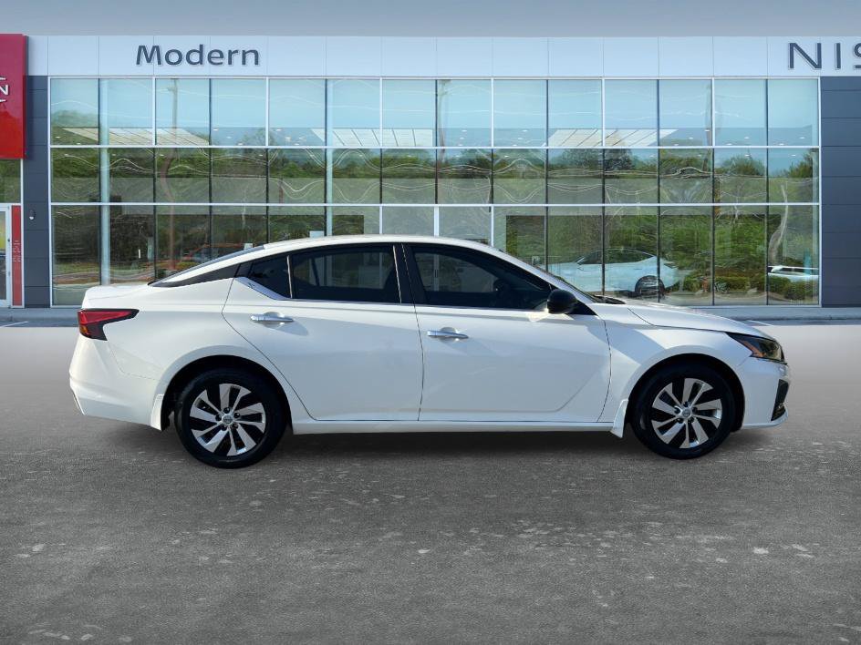 Certified 2024 Nissan Altima 2.5 S FWD image 4