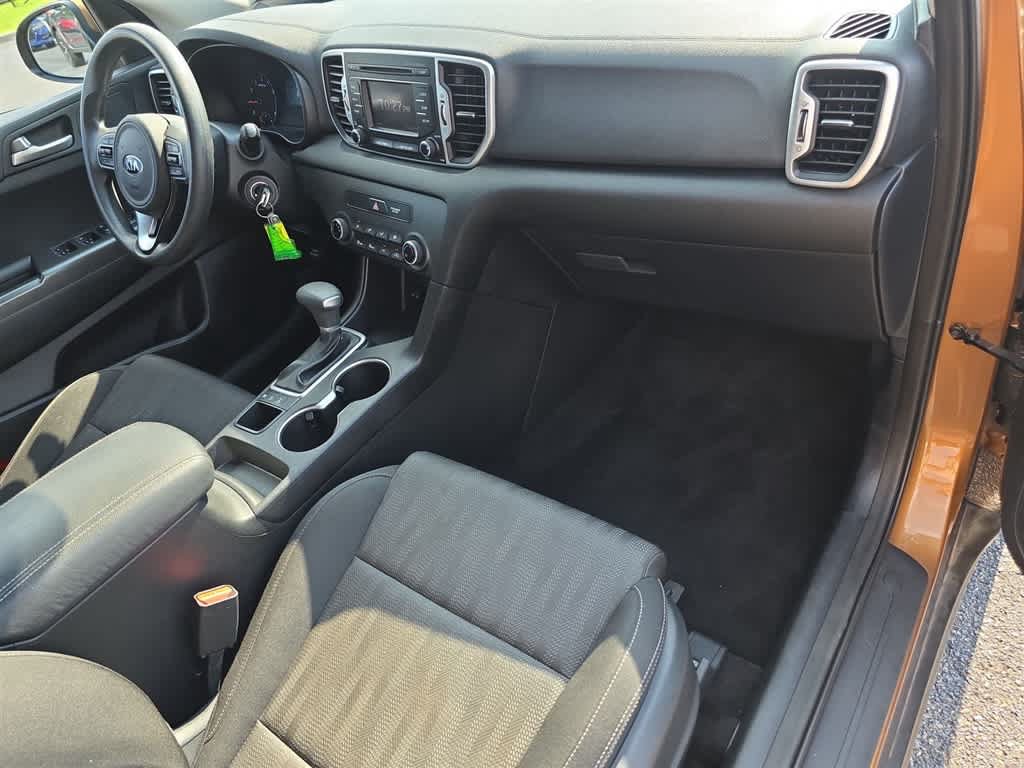 Used 2019 Kia Sportage LX AWD/4WD image 11