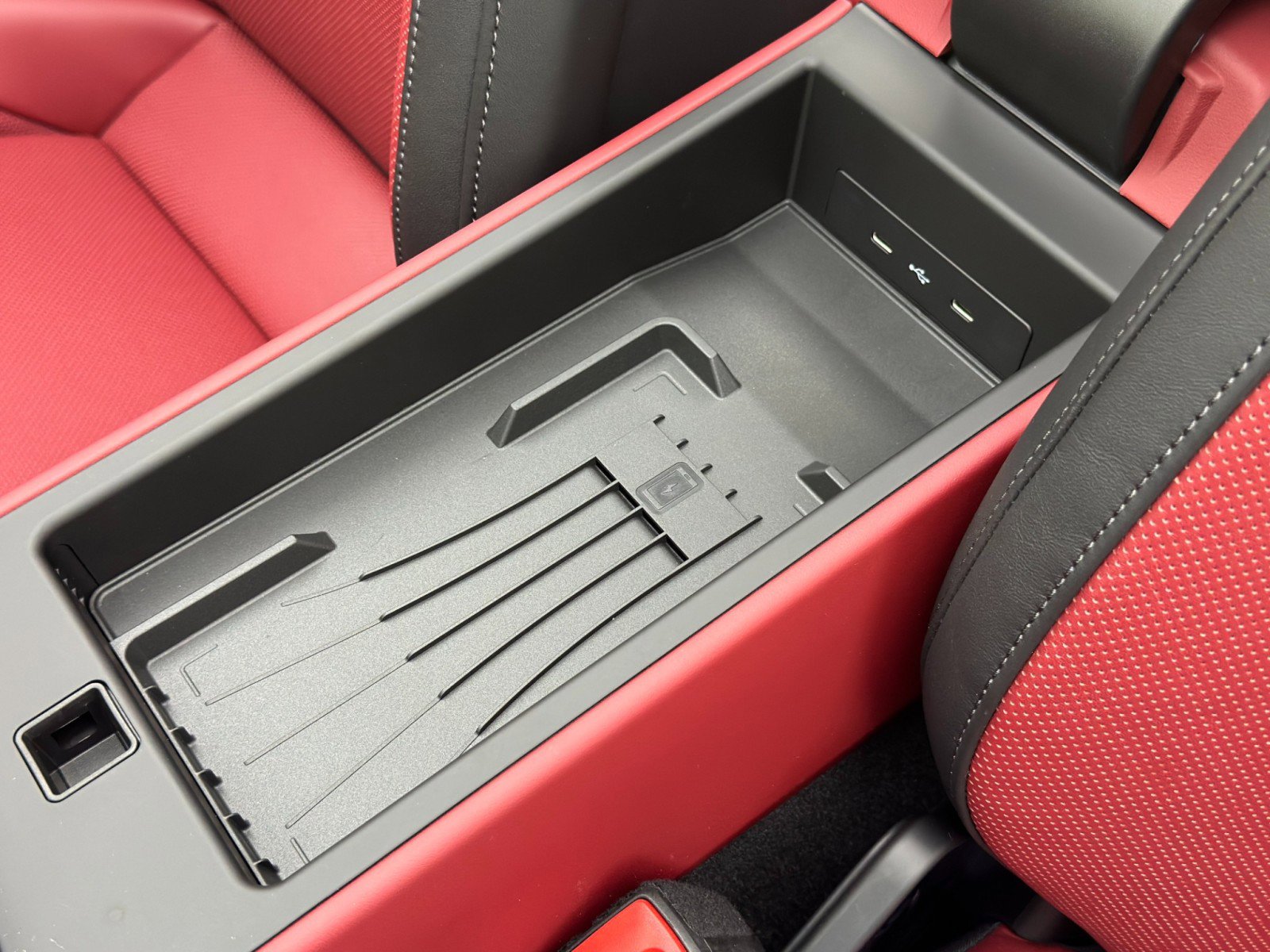 Used 2025 Porsche 911 Carrera image 36