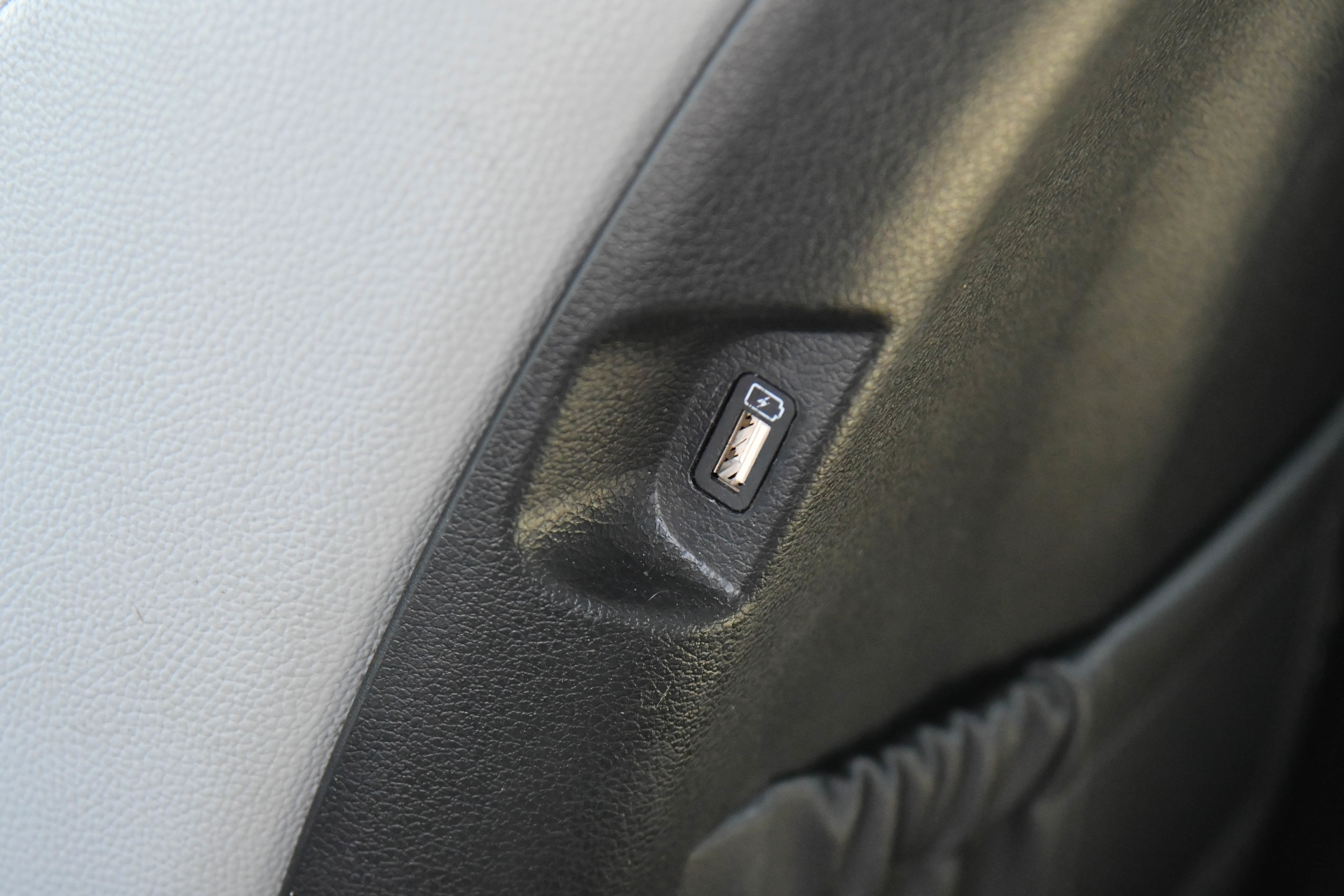 Used 2021 Hyundai Palisade SEL w/ Premium Package image 47