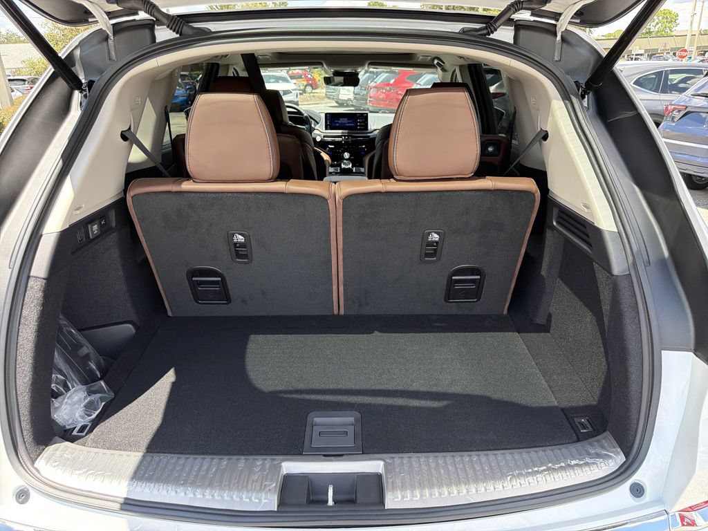New 2026 Acura MDX w/ Advance Package AWD/4WD image 11