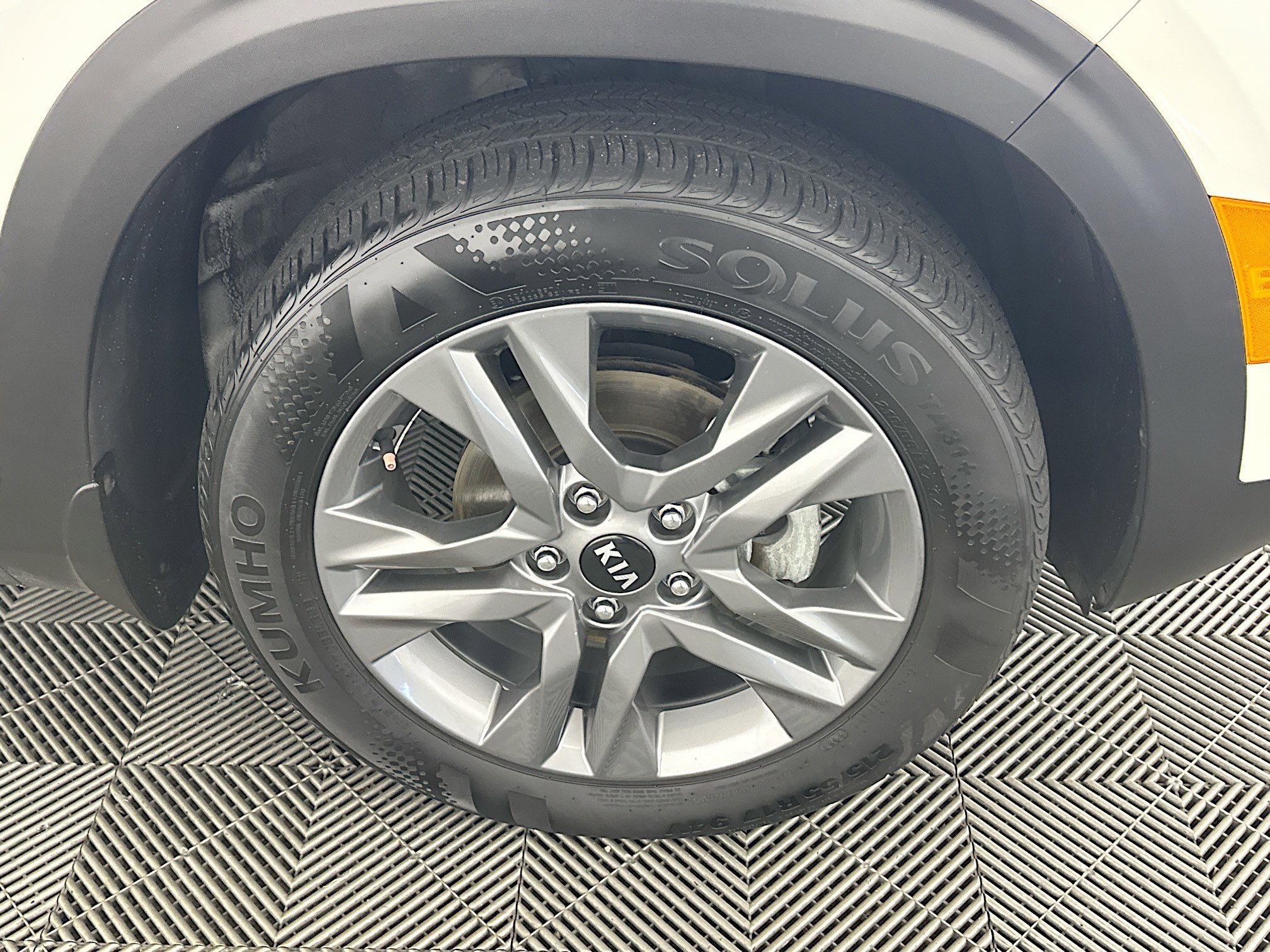 Used 2021 Kia Seltos S image 11