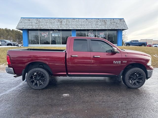 Used 2017 RAM 1500 Classic SLT image 4