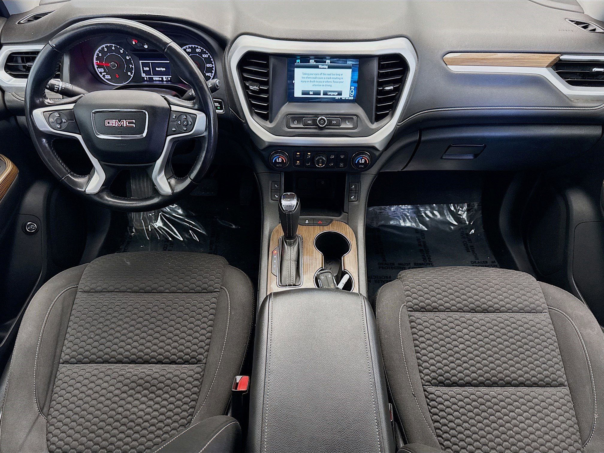 Used 2019 GMC Acadia SLE image 13