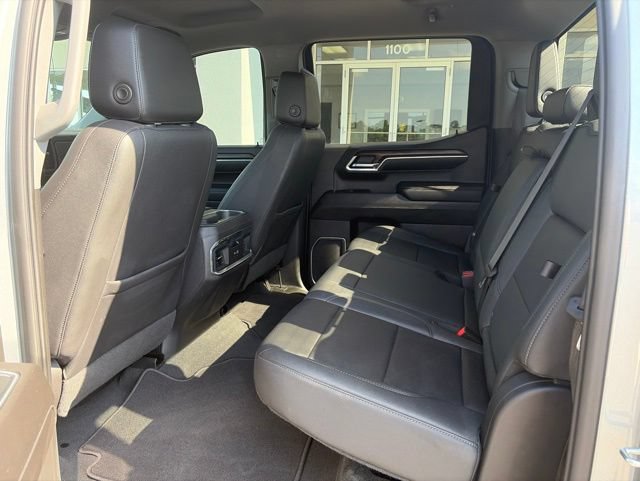Used 2023 GMC Sierra 1500 SLT w/ SLT Premium Package AWD/4WD image 16